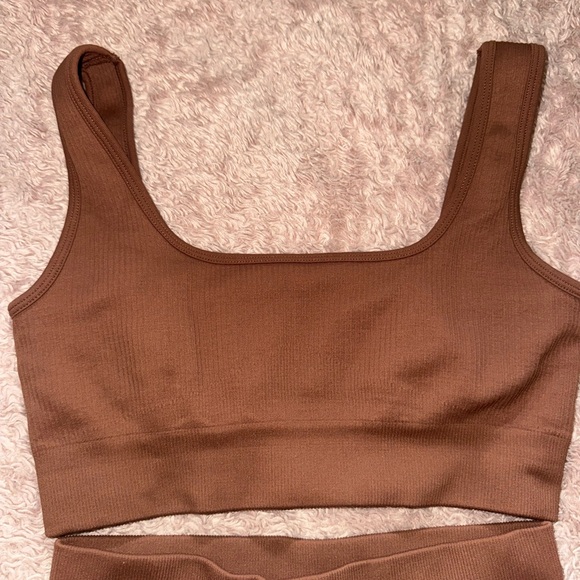 Brown Ribbed Two-Piece Set - Picture 3 of 4